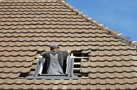 Pose de velux - Gondrecourt-le-Château